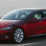 時代の先をいく自動車、Teslaの挑戦
